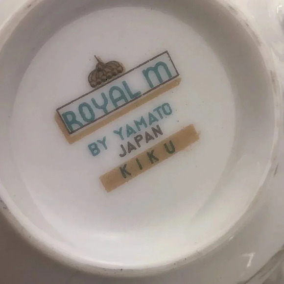 Royal M by yamato fine china set KIKU - Picture 7 of 9